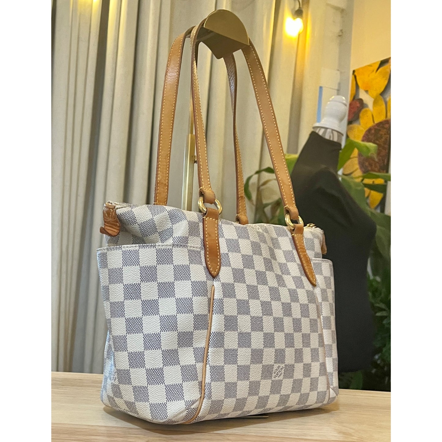 ✺✺ AUTHENTIC LOUIS VUITTON DAMIER AZUR TOTALLY MM HANDBAG ✺✺