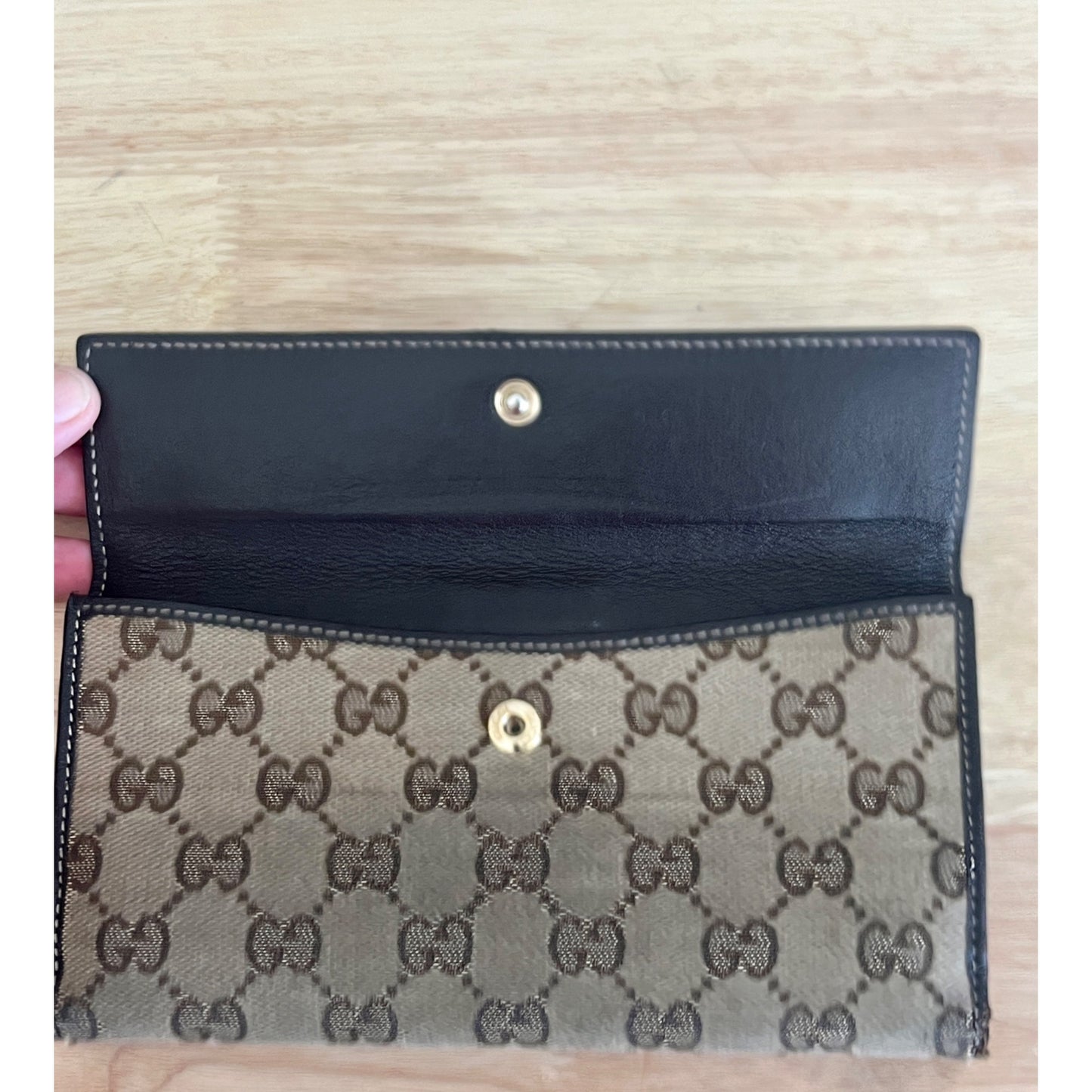 Gucci Brown GG Canvas & Leather Heart Clasp Wallet For Women