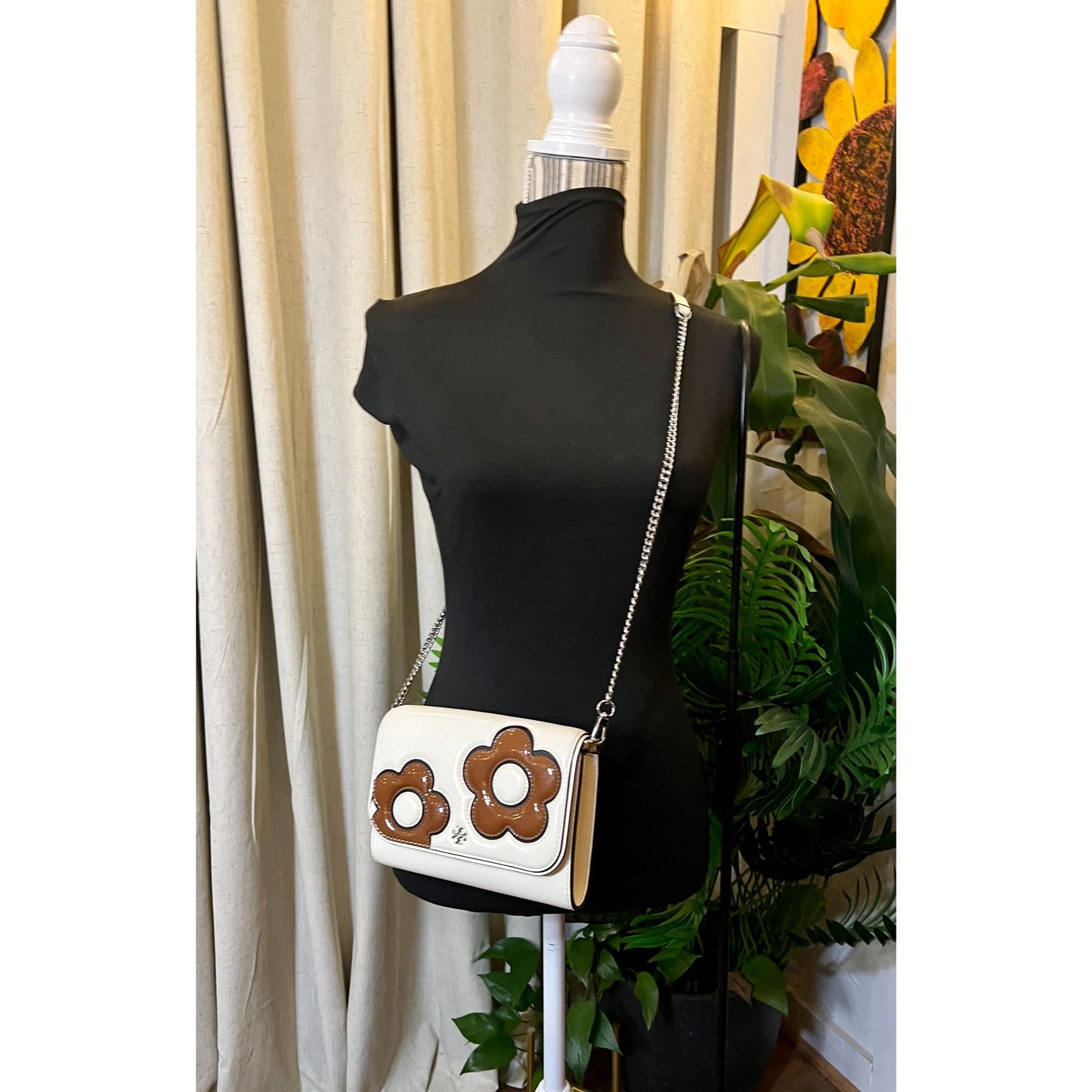 TORY BURCH FLOWER POWER EMERSON HANDBAG ✺✺