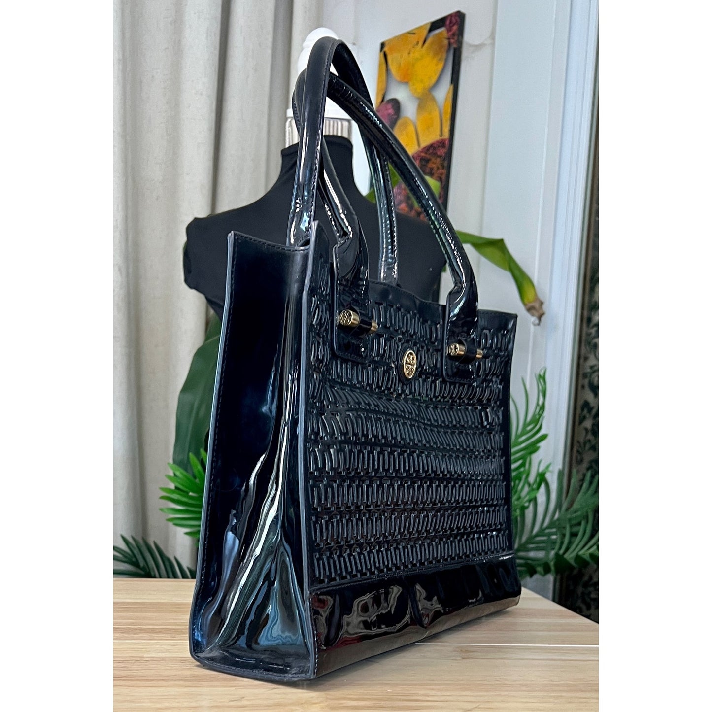 ✺✺ AUTHENTIC TORY BURCH Black Robinson Cut Out Tote ✺✺