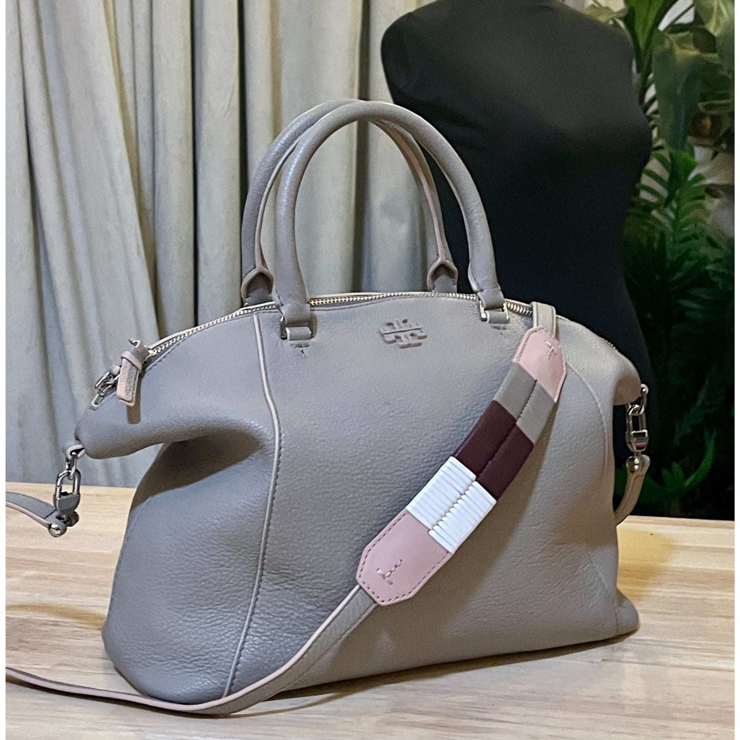 TORY BURCH GREY BERKLEY DOME SHOULDER BAG