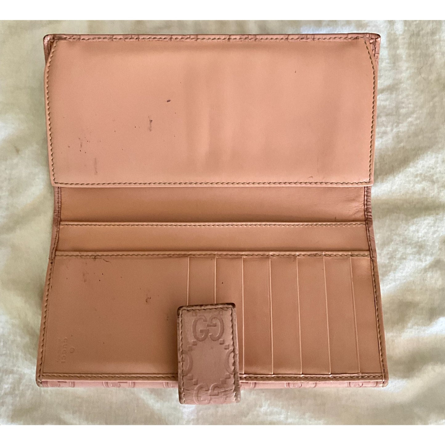 Gucci Pink Leather Wallet With Signature GG Pattern & Multiple Card Slots