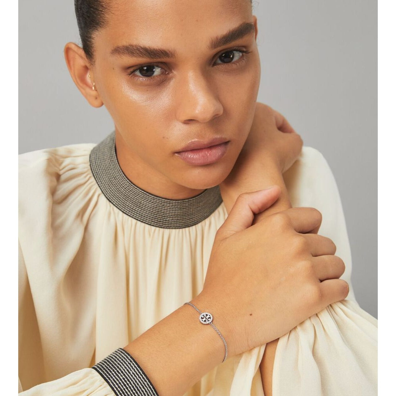 ✺✺ Tory Burch Gold MILLER PAVÉ CHAIN BRACELET ✺✺