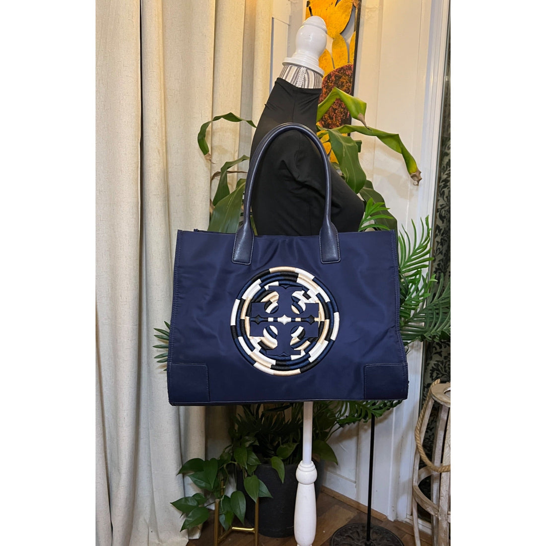10 Must-Have Preloved Tory Burch Finds!