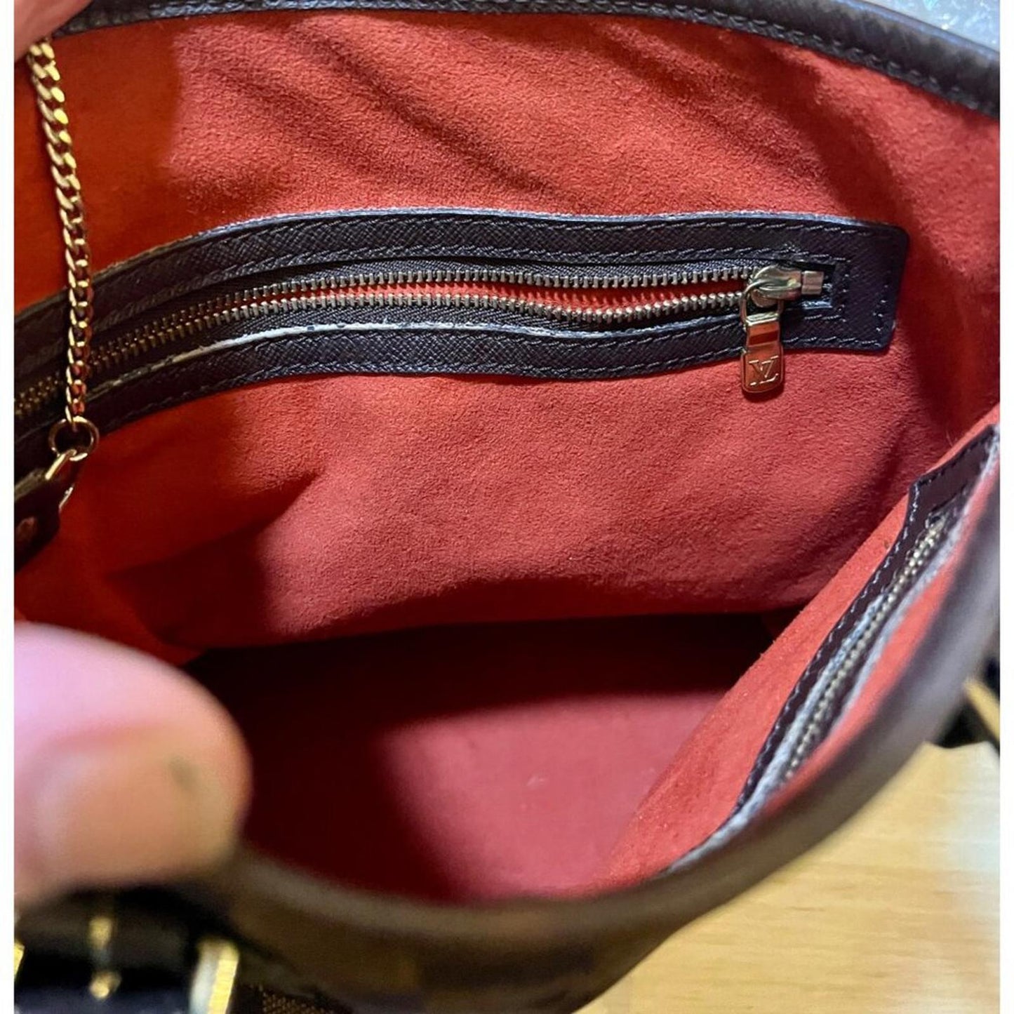 Louis Vuitton Damier Marais PM Bucket Bag