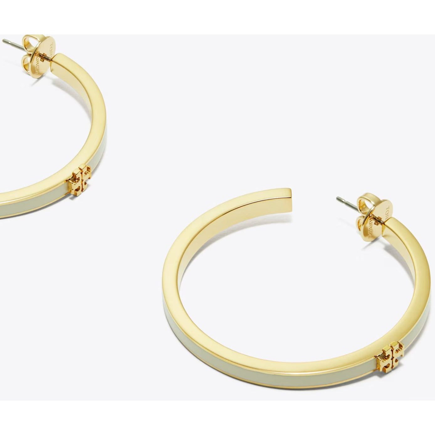 TORY BURCH WHITE AND GOLD KIRA ENAMEL BRACELET AND HOOP EARRING SET