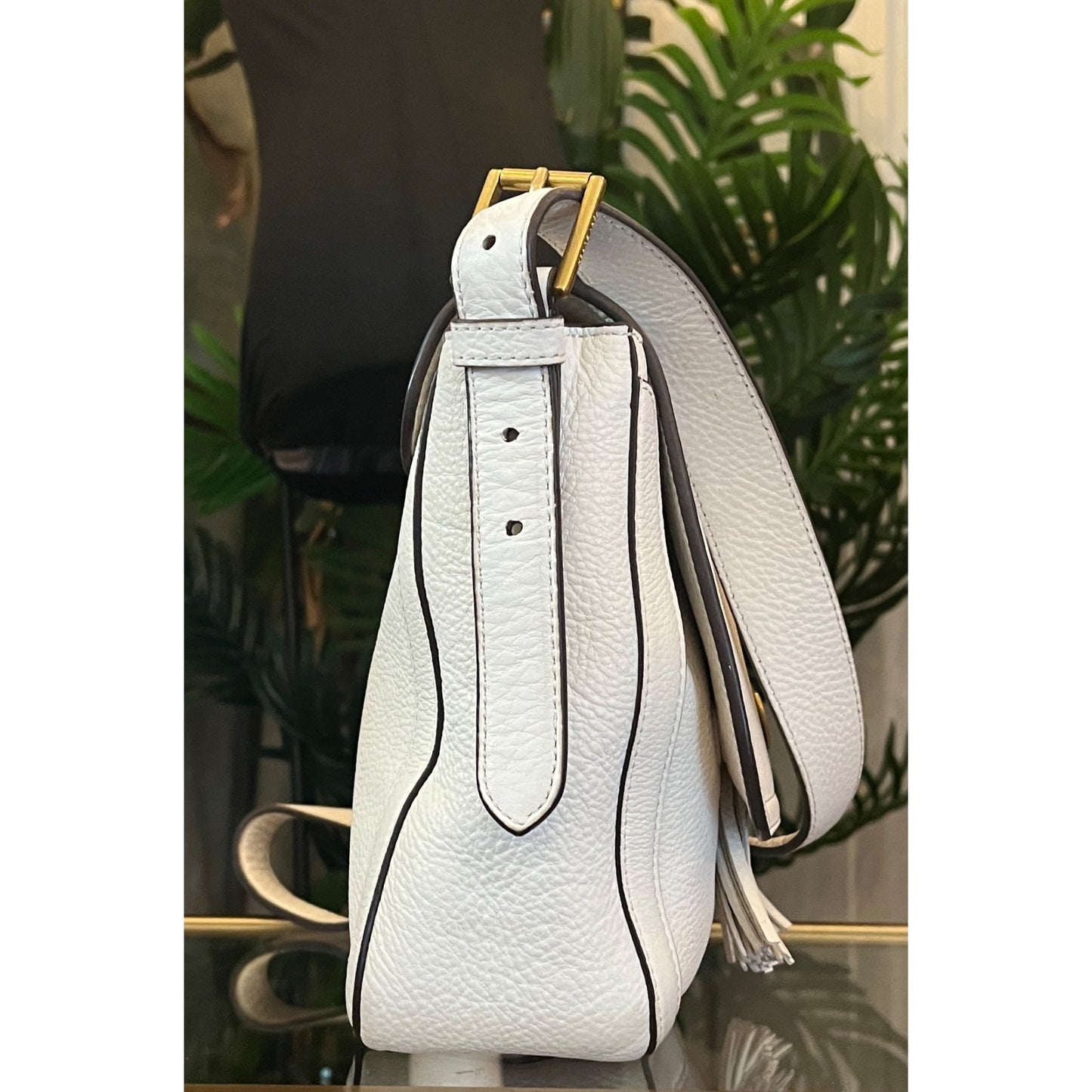 Tory Burch Vintage Winter White Thea/Robinson Shoulder Bag with Adjustable Straps