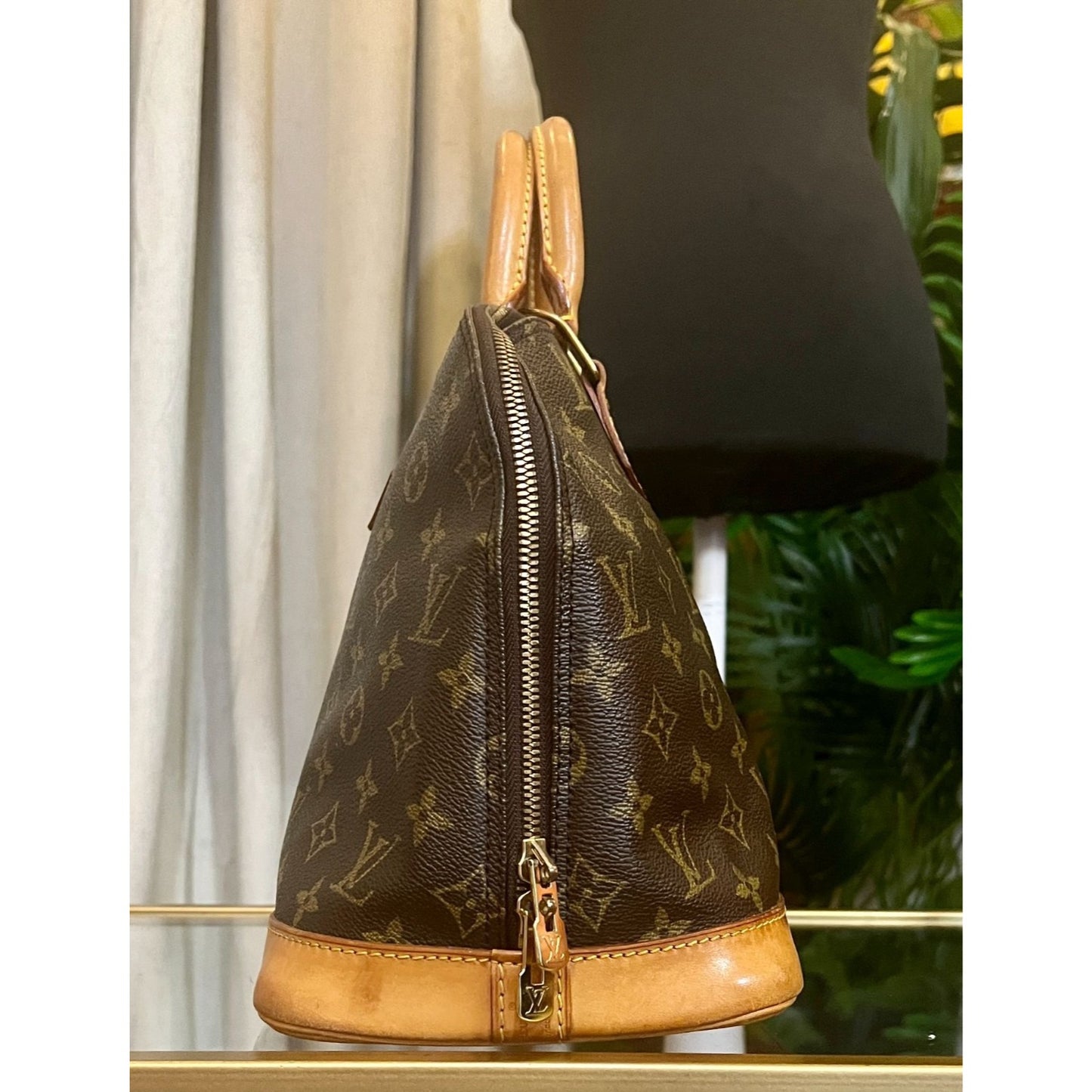 Louis Vuitton Monogram Alma PM Brown Canvas Leather Handbag