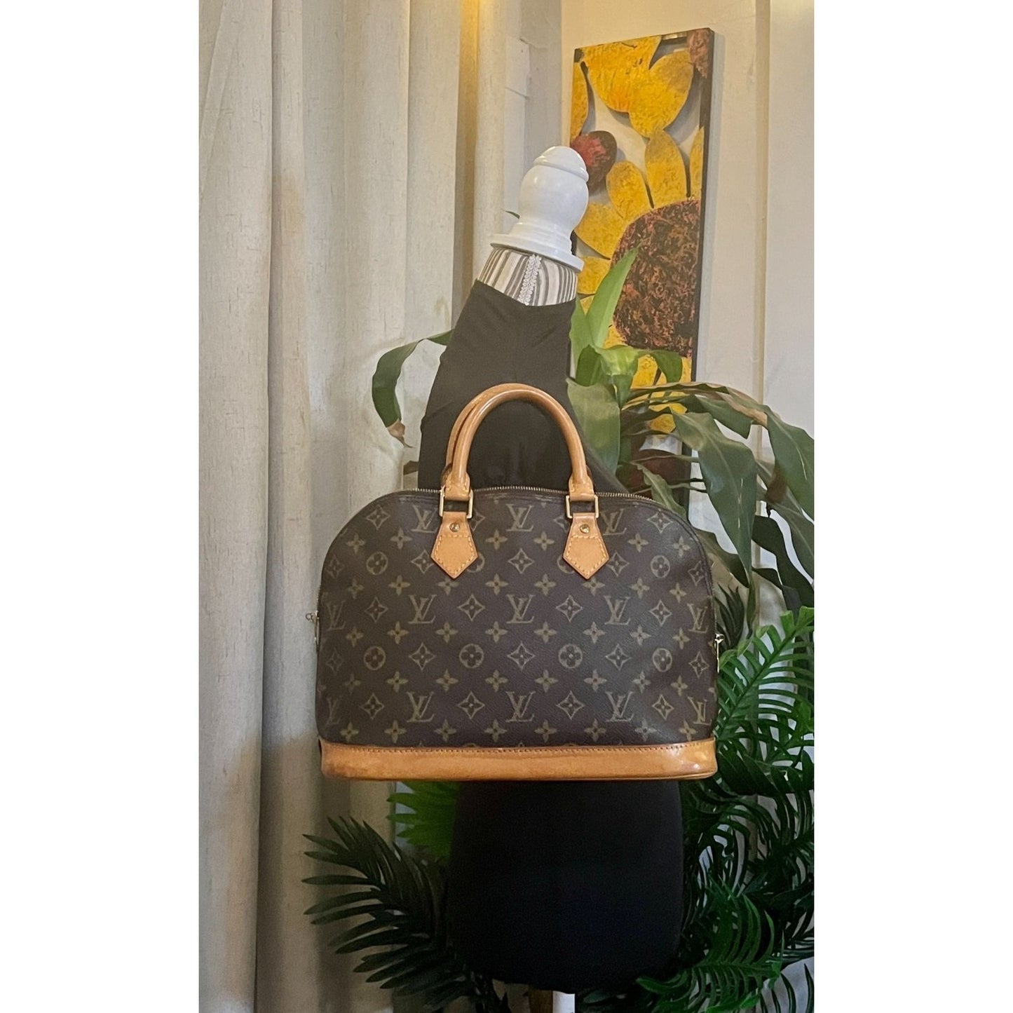 Louis Vuitton Monogram Alma PM Brown Canvas Leather Handbag
