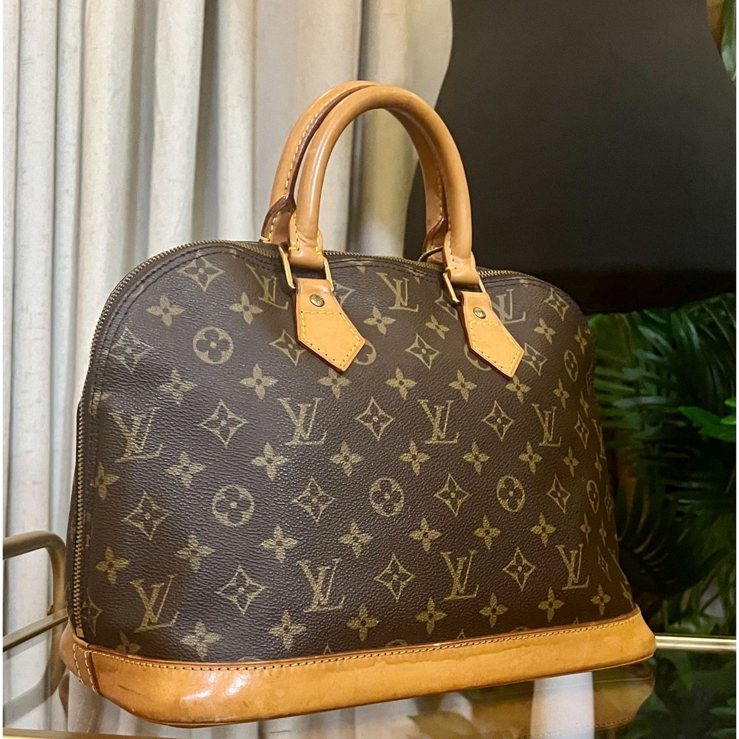 Louis Vuitton Monogram Alma PM Brown Canvas Leather Handbag