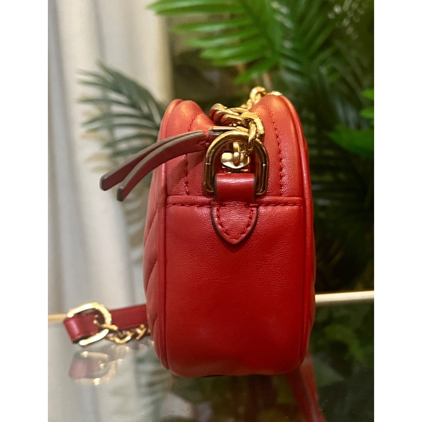 Tory Burch Red Kira Chevron Quilted Leather Crossbody Bag In Red