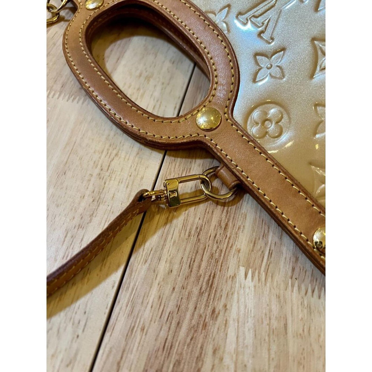 LOUIS VUITTON ROXBURY DRIVE YELLOW VERNIS HANDBAG
