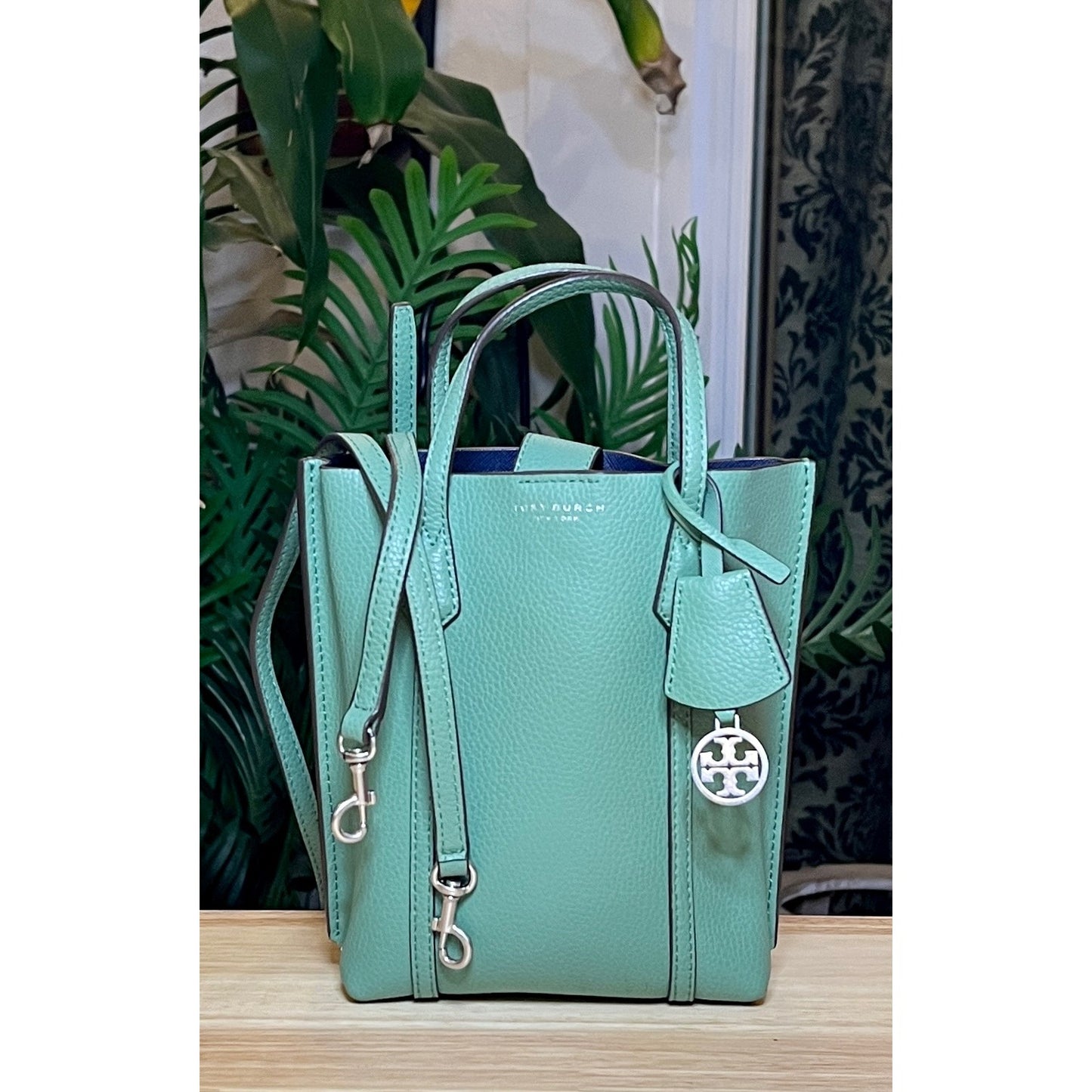 ✺✺ AUTHENTIC TORY BURCH Green Small Perry Handbag/Crossbody  ✺✺