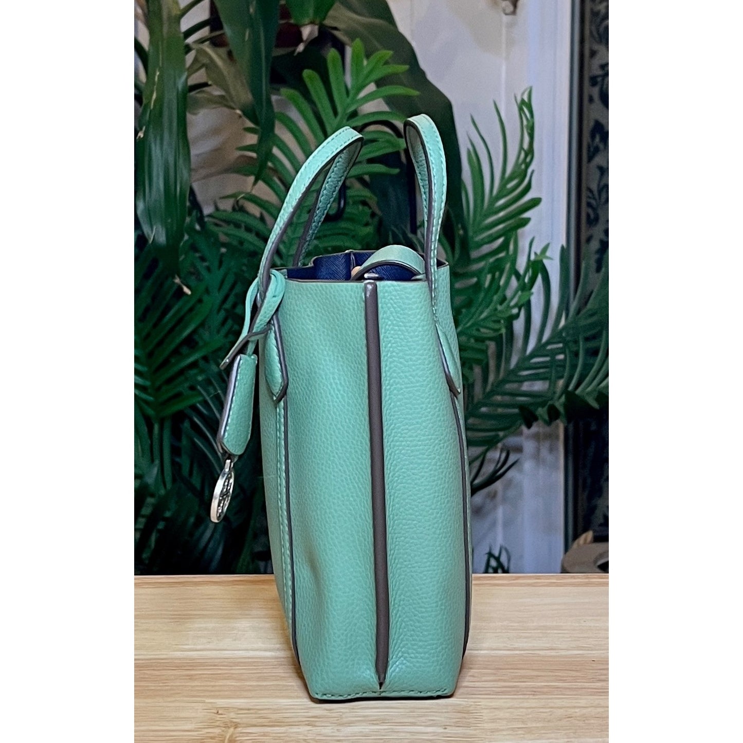 ✺✺ AUTHENTIC TORY BURCH Green Small Perry Handbag/Crossbody  ✺✺