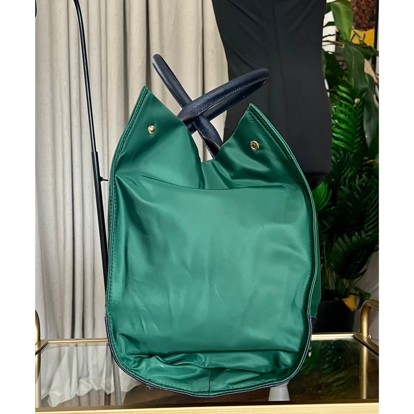 AUTHENTIC TORY BURCH KELLY GREEN AND NAVY CHELSEA SHOULDER BAG/TOTE