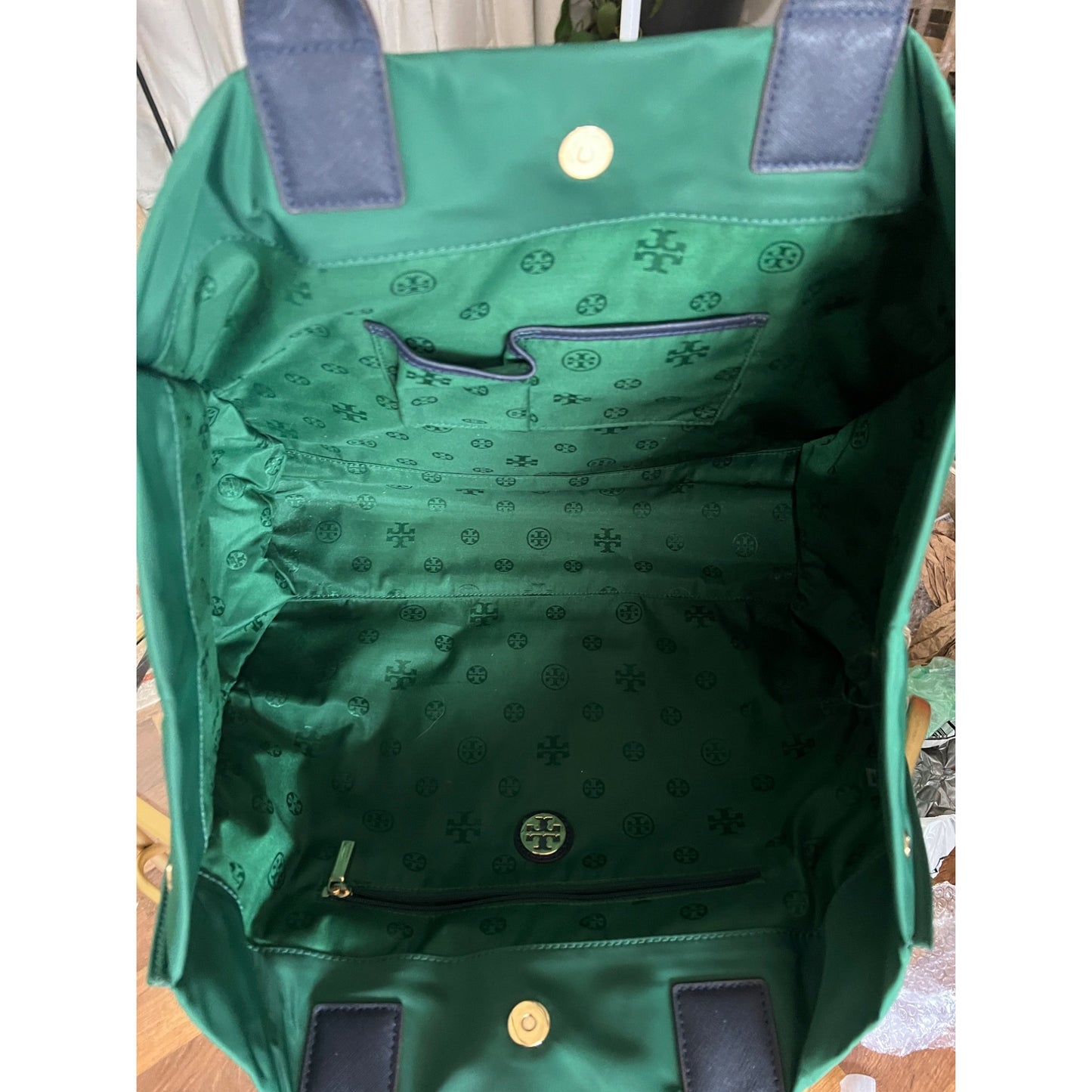 AUTHENTIC TORY BURCH KELLY GREEN AND NAVY CHELSEA SHOULDER BAG/TOTE