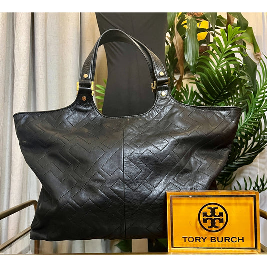TORY BURCH VINTAGE BLACK LEATHER T MONOGRAM ELLA BOMBE TOTE!  RARE GEM!!