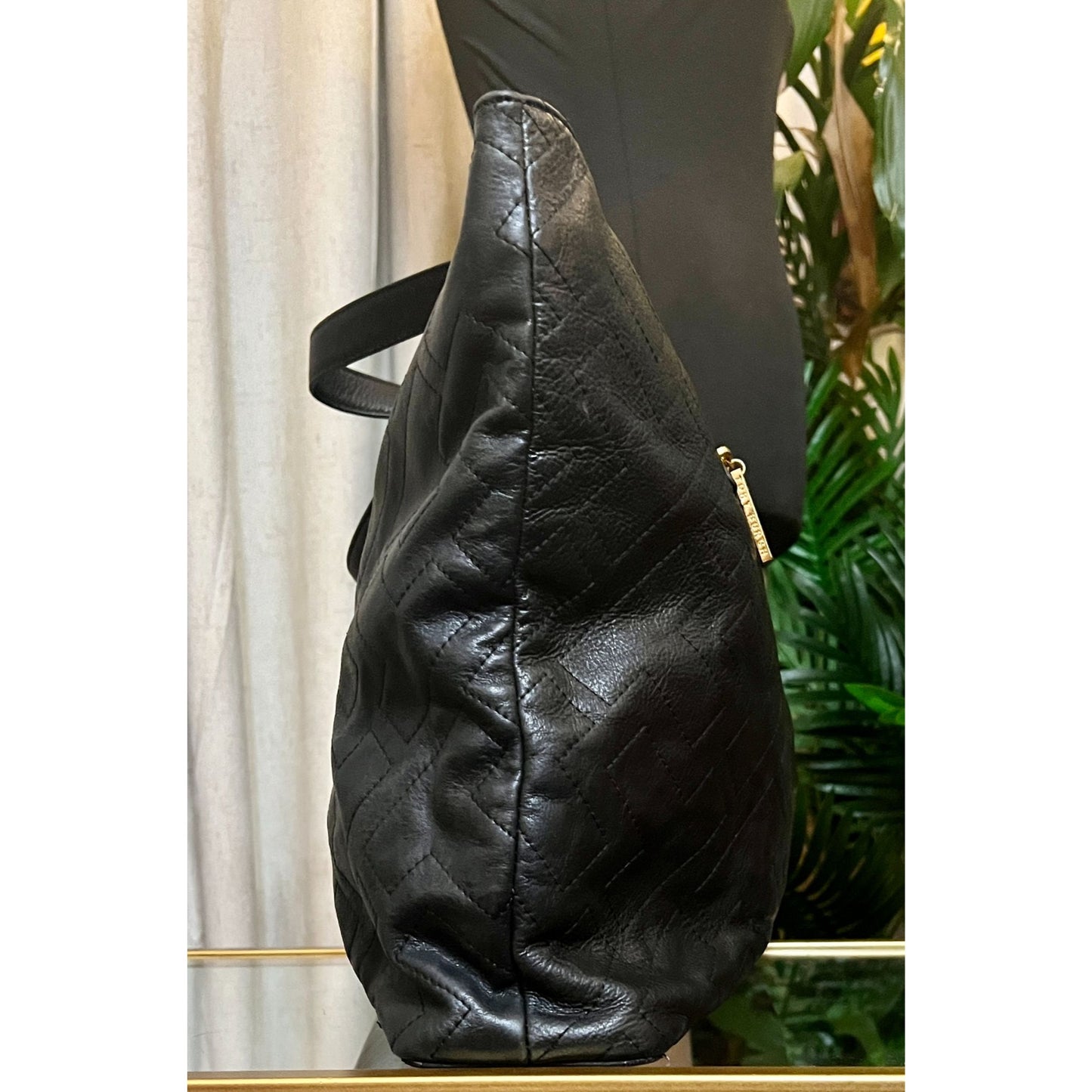 TORY BURCH VINTAGE BLACK LEATHER T MONOGRAM ELLA BOMBE TOTE!  RARE GEM!!