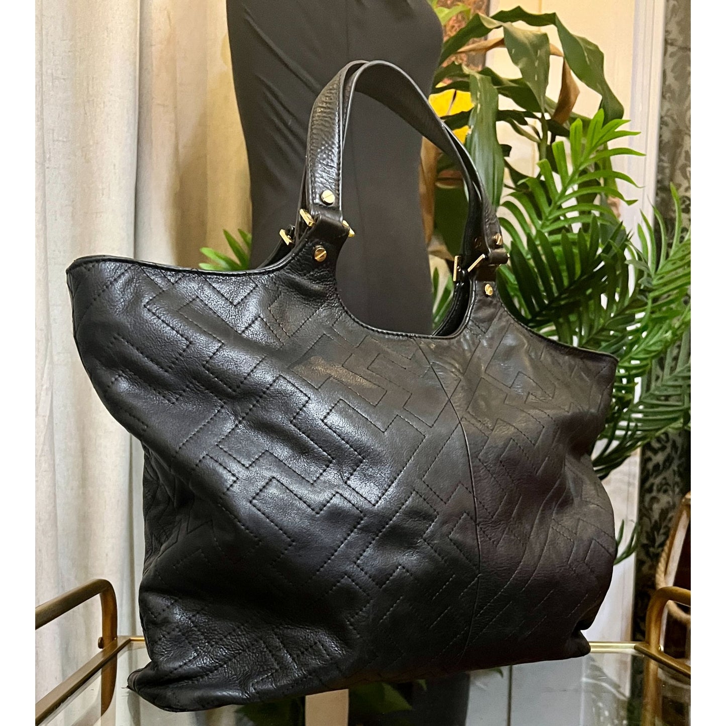 TORY BURCH VINTAGE BLACK LEATHER T MONOGRAM ELLA BOMBE TOTE!  RARE GEM!!