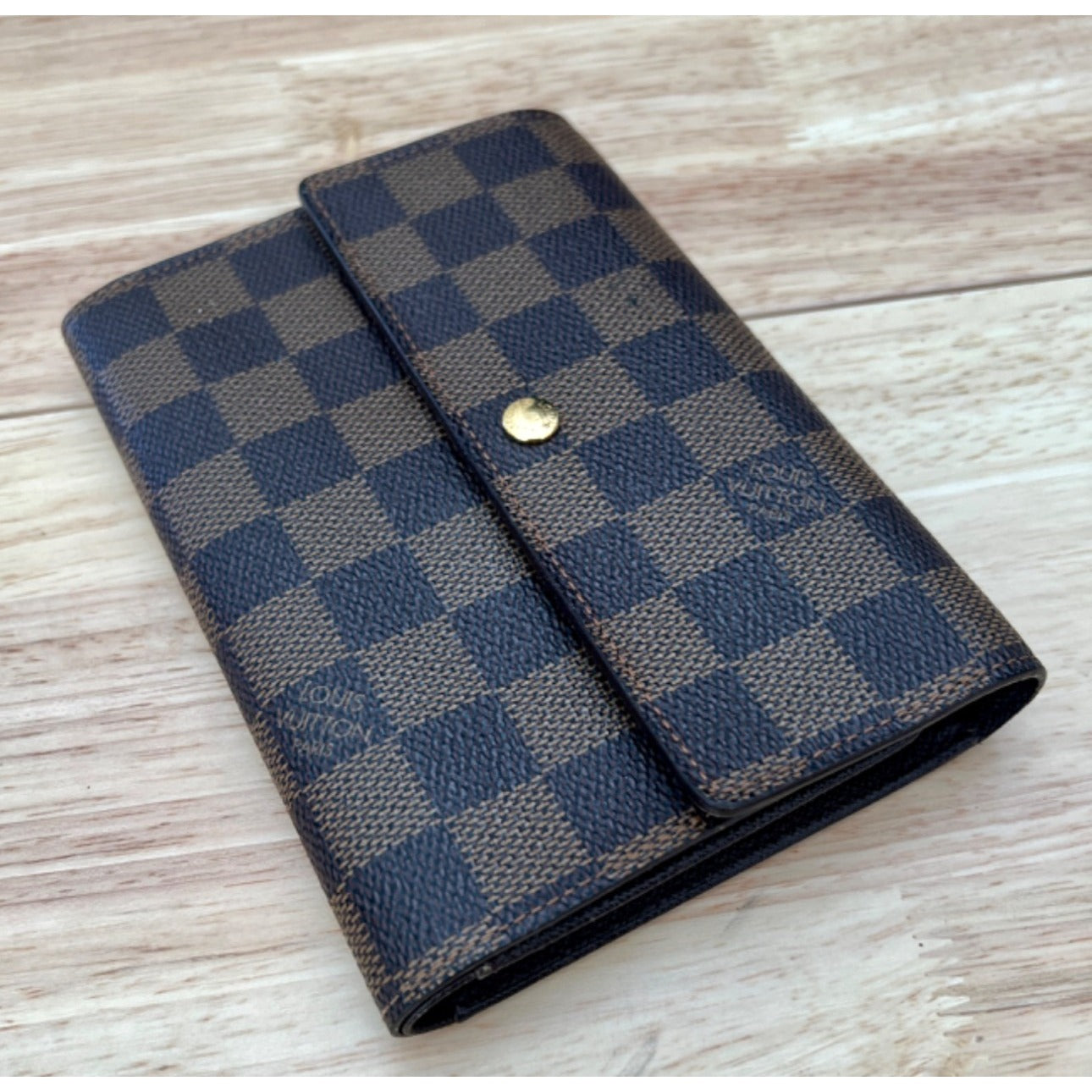 LOUIS VUITTON Tresor Etui Papier Trifold Wallet Damier Leather