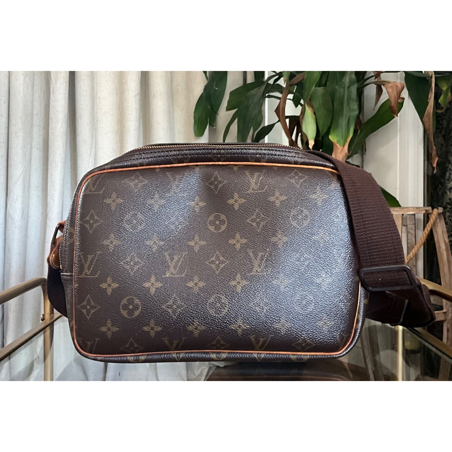 👛  AUTHENTIC LOUIS VUITTON MONOGRAM REPORTER PM